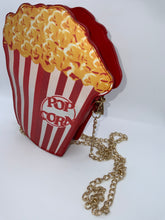 Load image into Gallery viewer, Pop Corn Chain Crossbody
