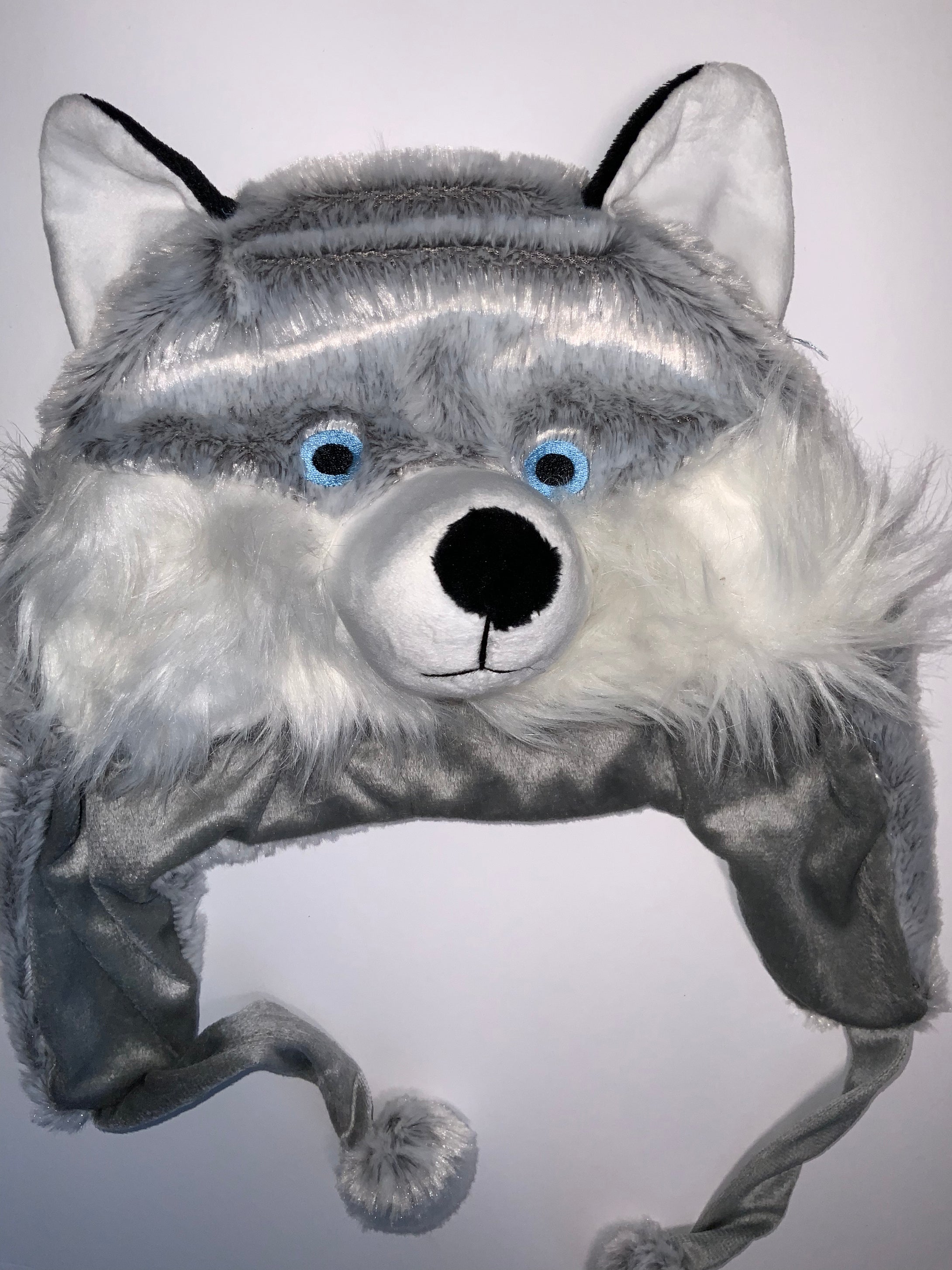 Husky Hat White