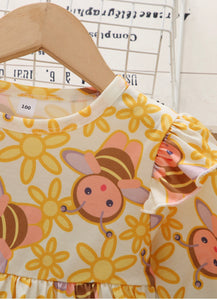 Peachy Bee Tee & Leggings