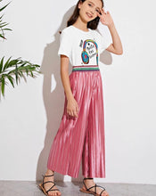 Load image into Gallery viewer, Graphic Top &amp; Pleated Metallic Pants Set
